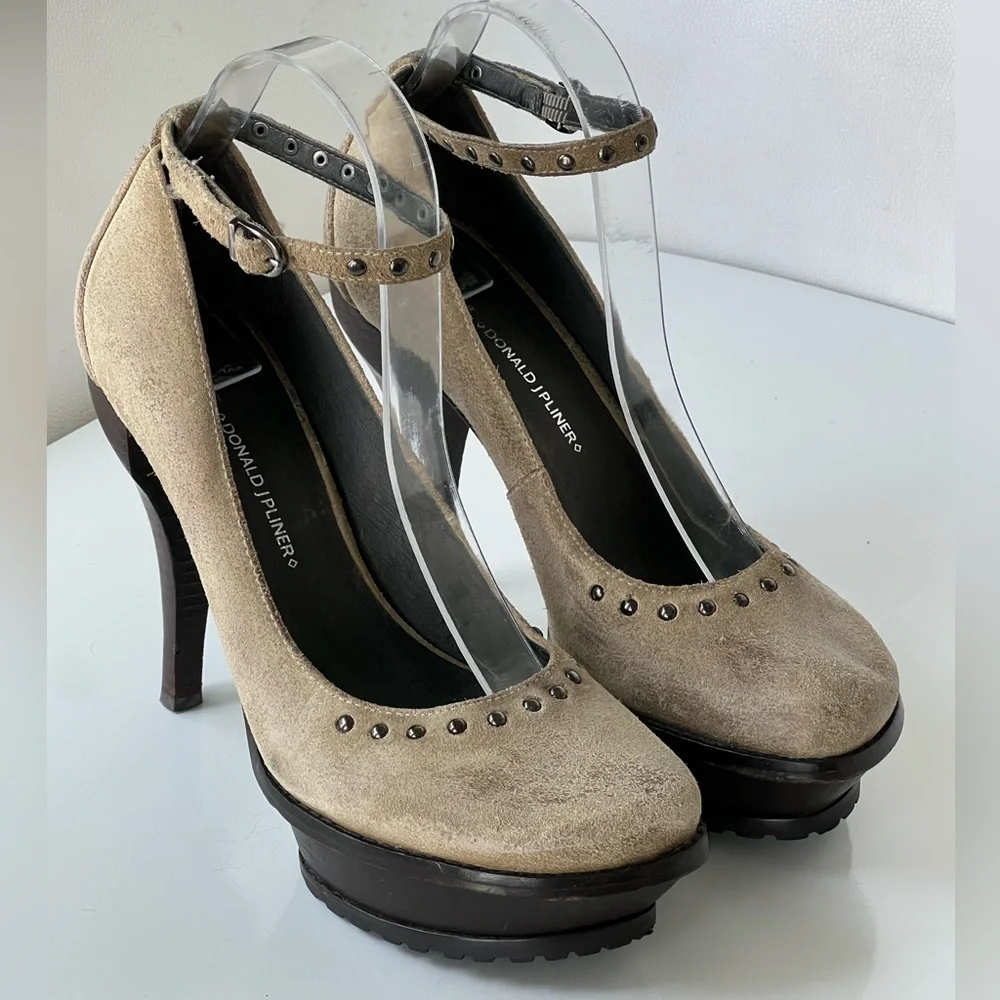 Lisa for Donald j Pliner Leather Platform Pumps with Studded Ankle Strap Size 8